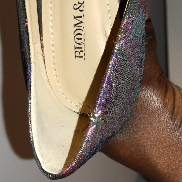 Bloom & Co Floral Pattern Heel - Picture 11 of 11